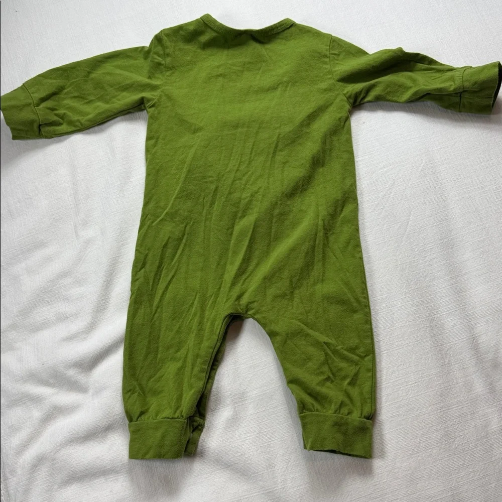 Green Baby Romper with Cute Character Design‎